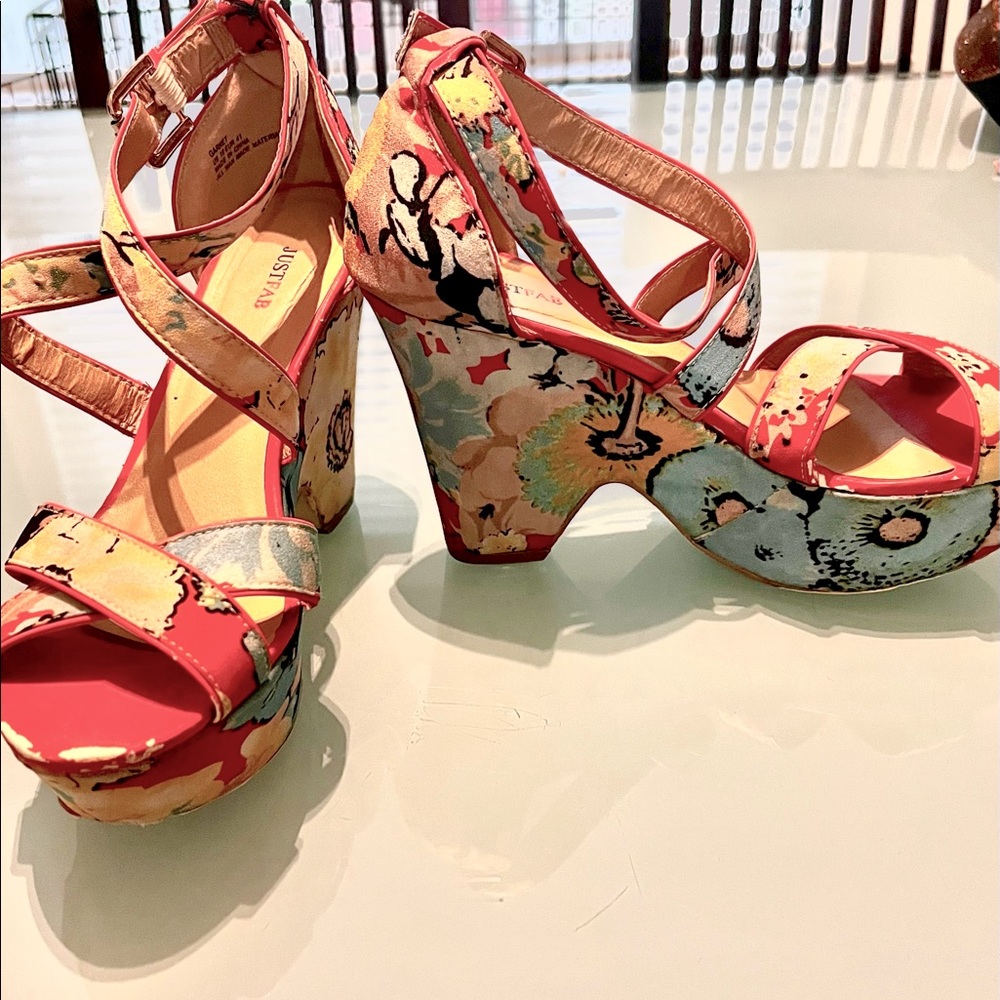 JustFab Platform Fabric Heels size 11